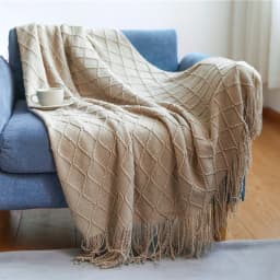 Christmas Red Throw Blanket with Fringe Vintage Bed Throws Decorative Large Red Throw Blanket for Couch Sofa Indoor Outdoor