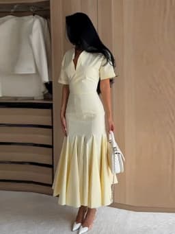 Elegant Solid Women's Dress V-Neck Short Sleeve Pleated Waist-Closed Hip Package Maxi Dresses 2026 Summer Female Vacation Robe