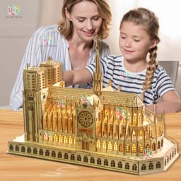 3D Wooden Puzzle Notre Dame Cathedral in Paris Royal Castle With Light Assembly Kits For Adult DIY Model Decoration for Gifts