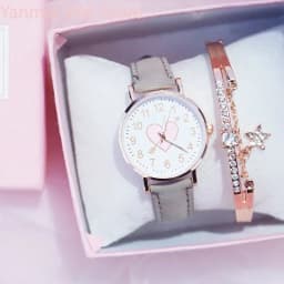 Cute Heart Pattern Dial Girls Quartz Wrist Watch Simple Leather Band Fashion Watch For Student Daily Gift
