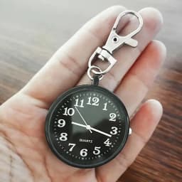 New Tiny Cute Quartz Pocket Watch with Keyring Minimalist Quartz Nurse Watch for Women Men Doctor Student Vintage Pendant Watch