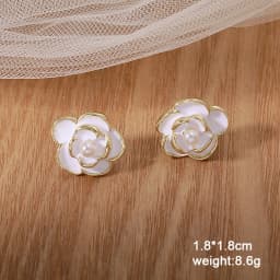 Pure White Women's Dangle Earrings Blooming Flower Acrylic Enamel Butterfly Imitation Pearl Heart Hanging Earrings Elegant Brinc