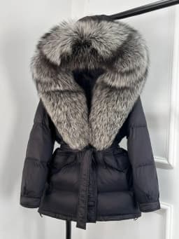 Lagabogy 2025 Thick Warm Mid-Long Puffer Coat Real Fox Fur Collar White Duck Down Coat Female Loose Warm Hooded Parkas With Belt