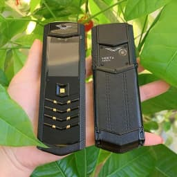 V9 Straight Plate Mobile Phone with Metal Leather Body, Dual Card Dual Standby Invisible Keyboard, GSM 2G Network, Elderly Phone