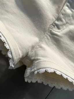 Korean Fashion White Denim Patchwork Lace High Waist Wide Leg Shorts Women Summer Vintage Washed Jean Short Pants Casual Popular
