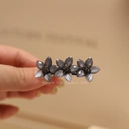 Elegant Floral Hair Clip Alloy Spring Clasp with Rhinestones Minimalist Ponytail Holder for Back Head Women Hairpin
