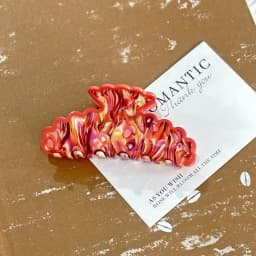 1Pcs Colorful Acetate Hair Claw Wave Edge Classic Style Acrylic Hair Claw Clips Hair Accessories for Women Girls