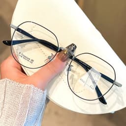 Retro Round Progressive Multifocus Reading Glasses Metal Frame Far Sight Glasses High Definition Anti-blue Presbyopia Glasses