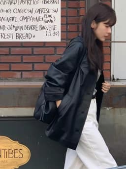 Spring New Arrival Loose Fit Black PU Leather Jacket Women's Top Vintage Collar Design Street Style Coat Long Sleeve Coat