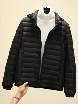 Schinteon Women Ultralight 90% White Duck Down Jacket with Removable Hood Autumn Winter Thin Outwear Portable Storage 2026 New