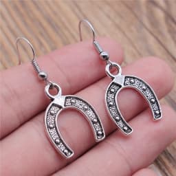 Vintage Lucky Horseshoe Pendant Dangle Drop Earrings For Women Girls Good Luck Jewelry Fashion Jewelry Gift