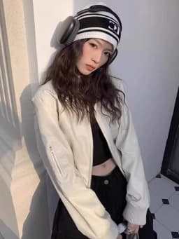 Retro High-End White PU Leather Jacket Short Women's Motorcycle Style Autumn New Small Design Trendy Coat Female Fashion