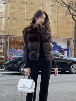 2025 New Eco-Friendly Short Female Black Gold Star Mink Fur Vest Winter Warm Thickened Antique Style Fashion Outerwear