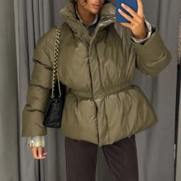 Glossy Stand‑Collar Drawstring Waist Back Zip‑Up Puffer Coat 2026 Winter Women Warm Padded Jacket Trendy Lady Cotton‑Padded Coat