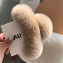 Natural Rex Rabbit Fur Big Crab Hair Clip for Girls Rabbit Hair Claw Clips Cute Ponytail Women's Barrettes Fluffy Hair Crab
