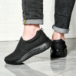 2026 Spring New Men Slip‑Ins Shoes Plus Size Breathable Lightweight Slip‑On Casual Walking Shoes For Daily Commute Outdoor Wear