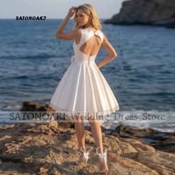 Customized Elegant Boho V-Neck Satin Lace Short Wedding Dress for Women Knee Length Bride Gown with Flower Vestidos De Novia