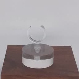New Creativity Clear Acrylic Ring Display Stand Jewelry Showcase Ring Organizer Holder Jewellery Stands Cases Photography Props