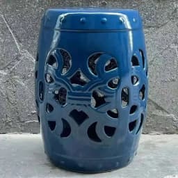 White Porcelain and Drawn Blue Shoe Hand Changing Stool Ceramic Drum Bathroom Neoclassical Imitation Sitting Stool Low Round