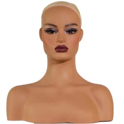 Square Face Mannequin Head With Shoulders Realistic Wigs Display Head With Freckle Dummy Head For Wigs Pvc Female Manikin Head
