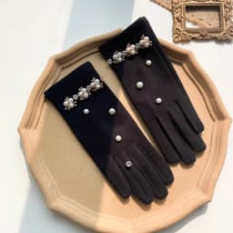 Women's Winter Outdoor Driving Warm Gloves Korean Wool Pearl Rhinestone Full Finger Plus Velvet Touch Screen Cashmere Gloves