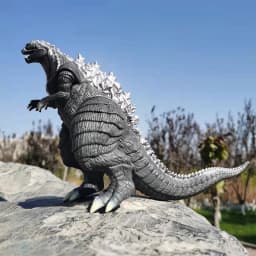 2024 New Godzilla VS King Kong Action Anime Figurie Large Godzilla King Ghidorah Soft Glue Monster Doll Model Ornaments Toys