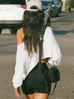 Streetwear Off-shoulder Crop Top Vintage 2000s White Long Sleeve Loose T Shirts Women Casual Autumn Y2K T-shirt Harajuku