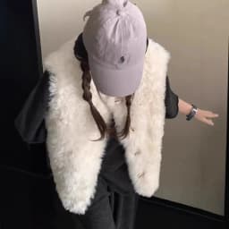 Women Faux Fur Vest Coats Solid Fur Jackets Cotton Linen Round Neck Sleeveless Single Breasted Loose Casual 2026 Autumn Winter