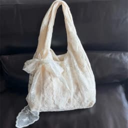 Vintage Soft Lace Large Capacity Tote Bag with Delicate Bow Accent Cream Shoulder Purse for Women Beach Summer Underarm Bag Use