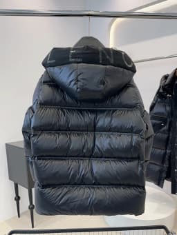 Winter Hooded Black Glossy Down Jacket Female Thick Warm Waterproof Outwears Overcoat Women White Duck Down Parker Down Jackets
