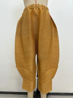 GVUW Pleated Harem Pants Women Solid Color Elastic Waist New 2026 Loose Versatile Female Casual Vintage Style Trousers 17G7131