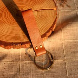 UYEE 2PCS PU Leather Medieval Belt with Sword Frog Sword Holder BeltsHalloween Pirate Sword Belt with Sword Sheath Belt