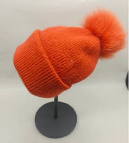 Winter Women's Real Fox Fur Pom-Pom Knitted Beanie Cap with Rabbit Fur Trim and Cashmere Touch