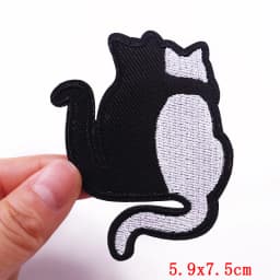 Hot New Animal Cat Embroidered Patches Iron On Patches For Clothing Thermoadhesive Patches Cartoon/Frog Dinosaur Duck Patch DIY