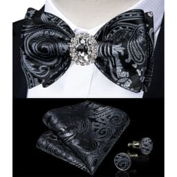 Classic White Selr-tie Bowtie with Ring Pocket Square Cufflinks Set Fashion Solid Men's Bow Tie for Wedding Groom Business Knots