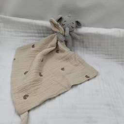 Handmade Baby Cotton Muslin Comfortable Blanket Cute Cat Doll For Infant Kids Sleep Appease Towel Rabbit Bear Saliva Scarf