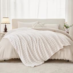 3D Bubble White Plush Blanket Textured Flannel Fleece Soft Warm Cozy Couch Throw Blanket Gift Plaid - Soft Throw Blankets