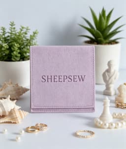 50pcs SHEEPSEW Microfiber Jewellery Envelope Pouches Custom Deboss Logo Multi Colors Jewelry Packaging Bag For Bridesmaid