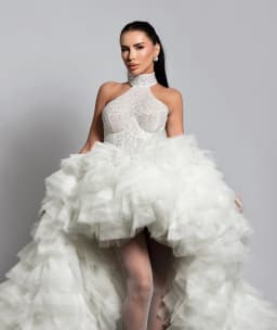 Amazing Fluffy Tulle Skirt High Low Layered Wedding Skirt Bridal Photoshoot Overskirt Elastic Ball Gown Tutu Multi Layers Skirt