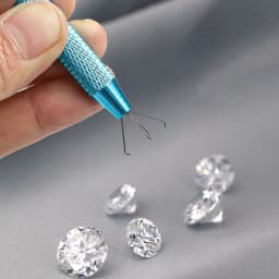 1Pcs 4-Claw Pick Up Tool Electronic Component Grabber Gems Prong Chip Gripper Tweezer Jewelry Grabber Nuts Puller Repair Tool