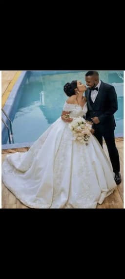 Customized New High Quality Trailing Bridal A-Line Plus Size Custom Made Bridal Bride Gown Wedding Dresses