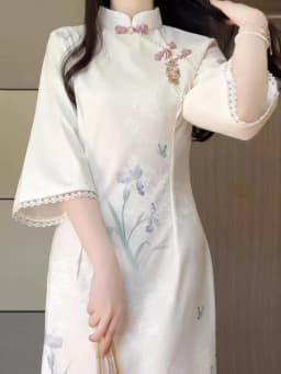 New 2026 Spring Matcha Tofu Improved New Chinese Style Flower Sleeve Long Skirt Elegant Long Qipao for Young Girls