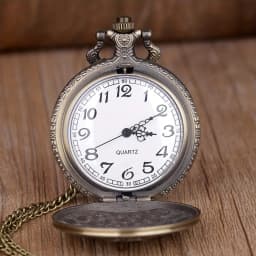 1pc Vintage Shield Pentagram Design Quartz Pocket Watch