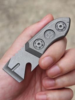 EDC DC53 Titanium Alloy Crowbar with Carbon Fiber Sheath Bottle Opener Outdoor Camping Multifunction Tools