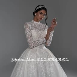 O-Neck Pearls Back Long Sleeve Beaded Appliques Shiny Sequins Lace Princess Ball Gown Wedding Dress Vestido De Novia