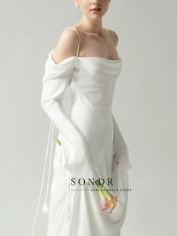Sondr Customized Elegant Korean Wedding Dresses Spaghetti Strap Bridal Gown Korea Photo Shoot Dresses Off the Shoulder Gown