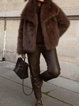 Solid Brown Fluffy Fur Jacket Women's Casual Lapel Loose Long Sleeves Thicken Warm Short Coat 2025 Winter New Lady Commute Wear