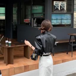 Casual Style Short Leather Jacket Women's Zipper Collar Fashionable Versatile Design Korean Style Early Spring 2026