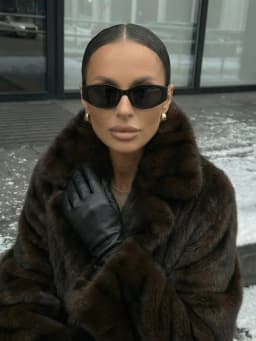 Winter High Quality Brown Long Wide Lapel Fur Jacket Thicken Warm Faux Fur Jacket Women Luxury Double Pocket Fluffy Overcoat