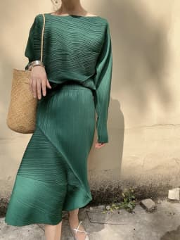 Miyake Pleated Irregular Skirt Designer Casual Elegant High Waisted Pleated Long Solid Color Skirt